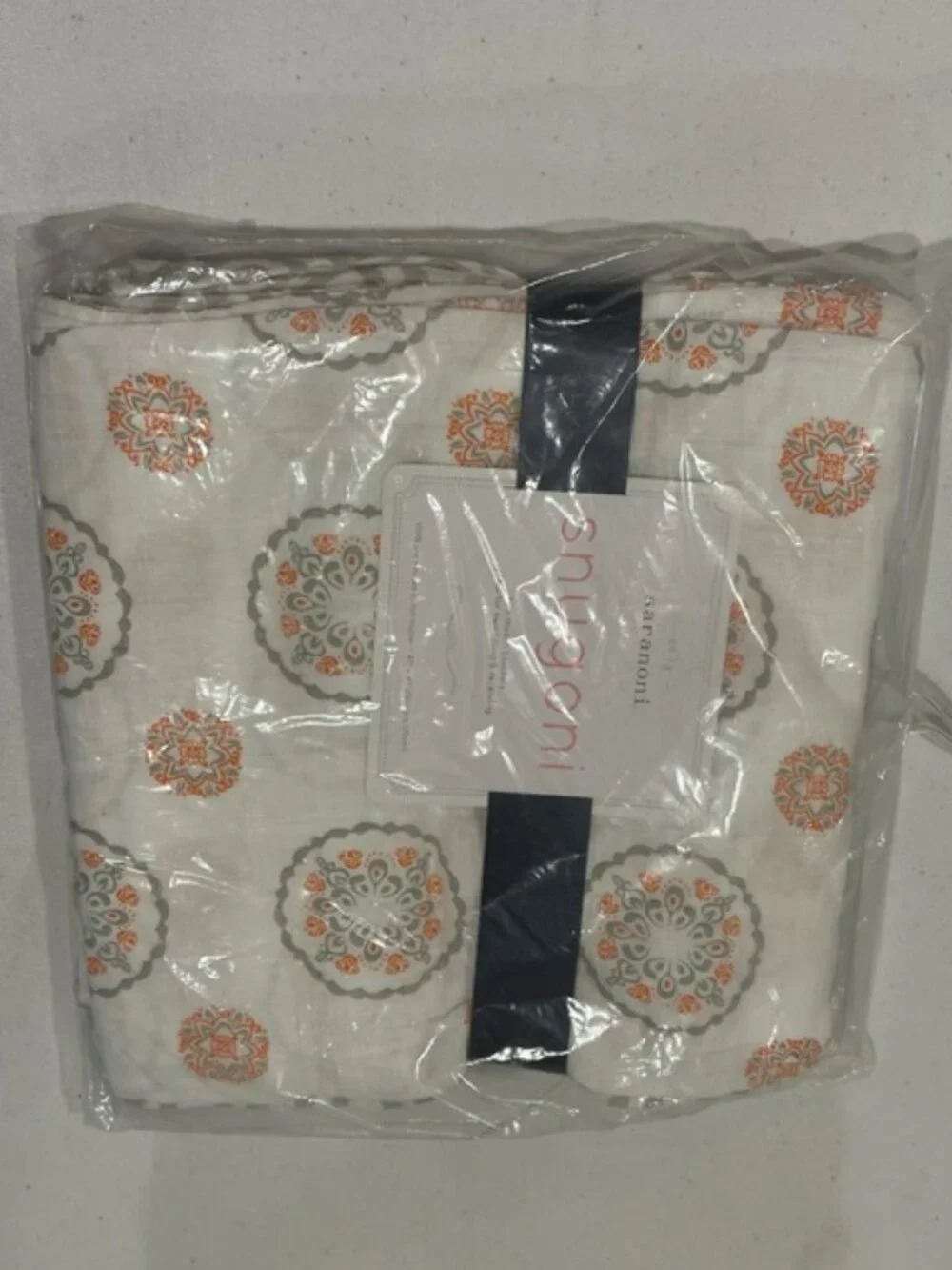 NEW Saranoni Snugoni - Two Muslin Blankets 47